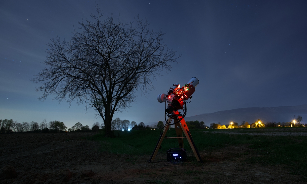 La batteria che suggeriamo per il vostro telescopio con EAGLE: la batteria RIVER migliora la trasportabilità del telescopio sul campo.