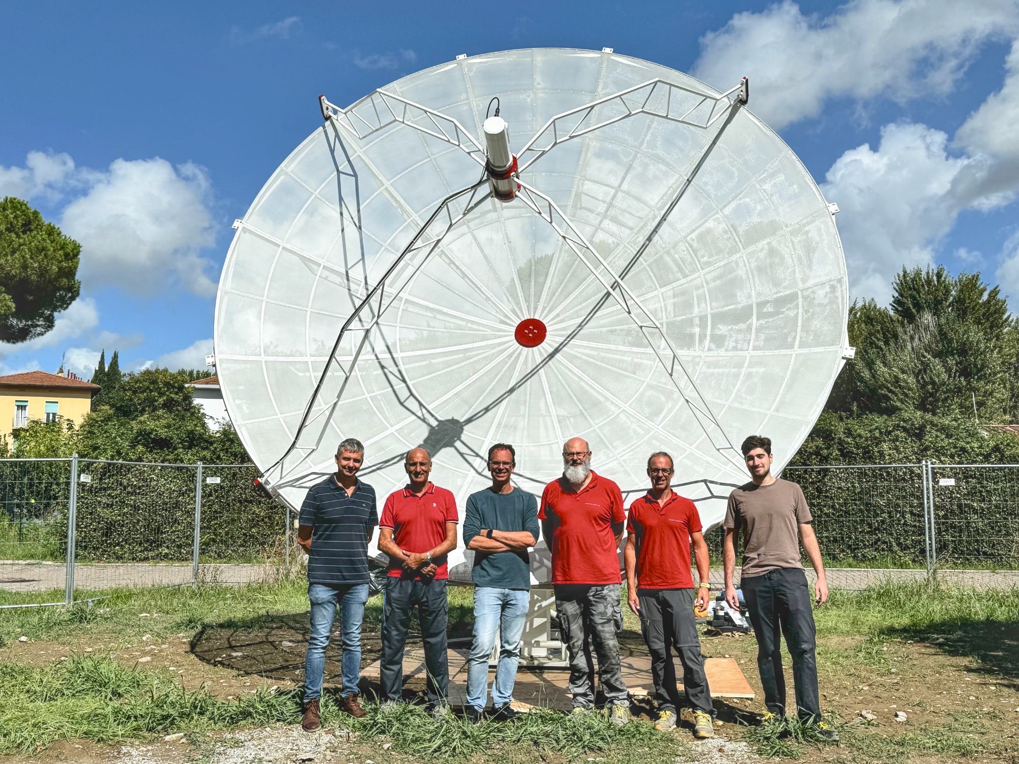 Radiotelescopio SPIDER 500A MarkII presso il Dipartimento di Fisica “E. Fermi” dell’Università di Pisa