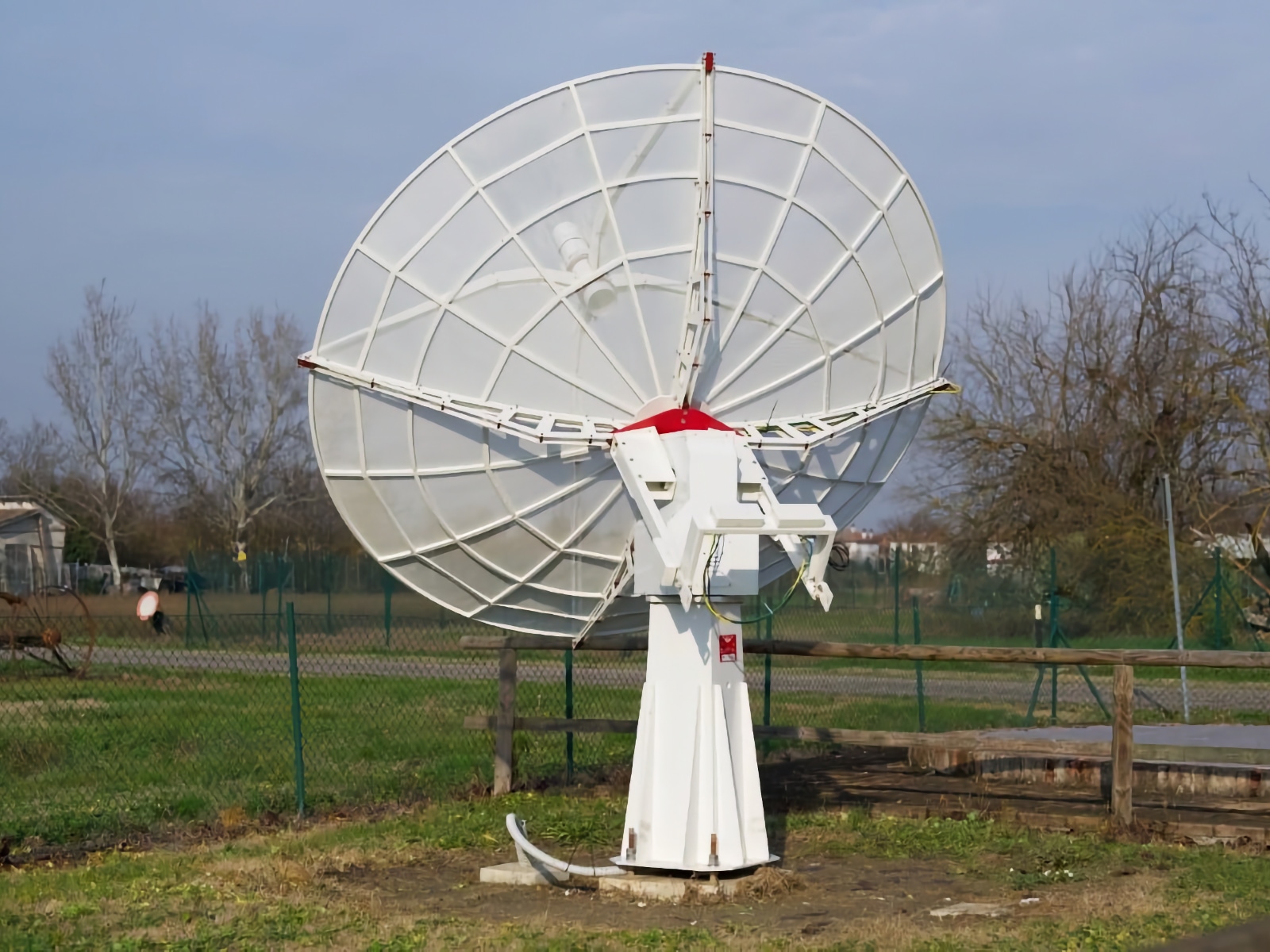 Aggiornato il radiotelescopio SPIDER 300A installato al Centro Visite &ldquo;Marcello Ceccarelli&rdquo; dei radiotelescopi di Medicina
